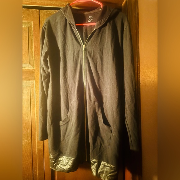 💜faux leather trim zip up💜 - Picture 1 of 3